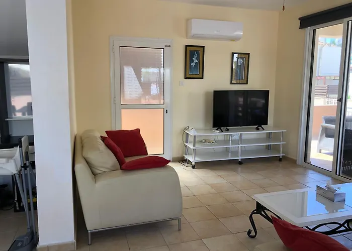 Villa Lola